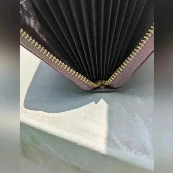 Genuine Leather Womens Wallet Card Holder Large Wristlet Clutch (Purple) NWOT - Picture 4 of 11